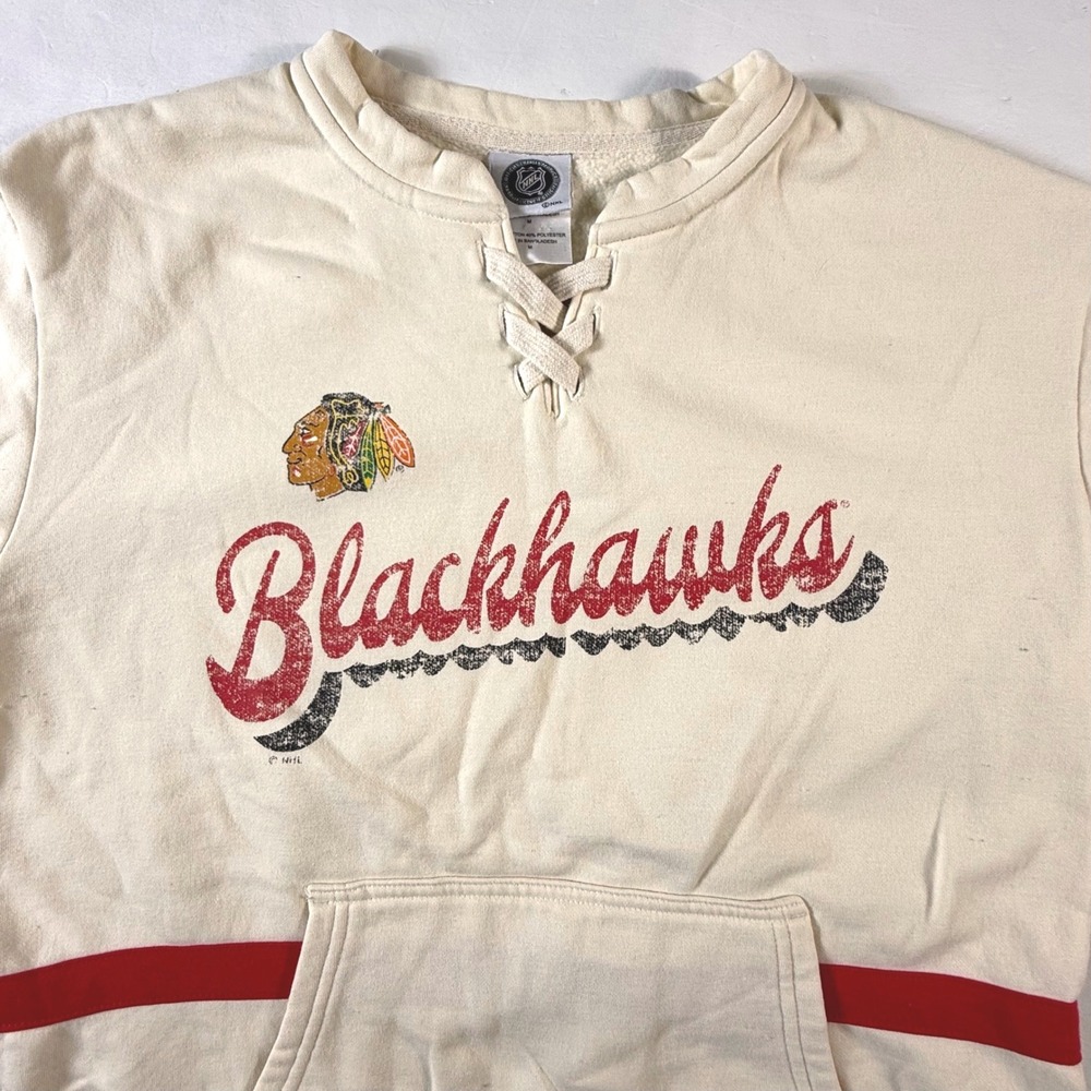 Chicago‎ Blackhawks NHL Lace Up Sweatshirt Mens Medium Cream Pullover Hockey